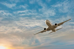 Μέση Ανατολή: Eπαναπατρίστηκαν Έλληνες από το Ομάν