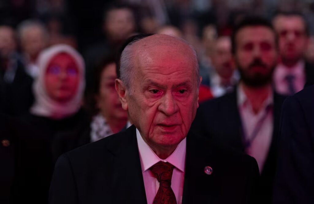 Ανατροπή στην Τουρκία: Σύμμαχος του Ερντογάν προτείνει την αποφυλάκιση του Κούρδου ηγέτη Ντεμιρτάς