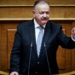 Δημήτρης Σταμάτης: Πλήθος κόσμου στο τελευταίο αντίο – Παρών και ο Αντώνης Σαμαράς [Βίντεο]