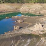 Η λίμνη του Μόρνου στερεύει, το Κάλλιο επιστρέφει στην επιφάνεια – Δείτε το βίντεο