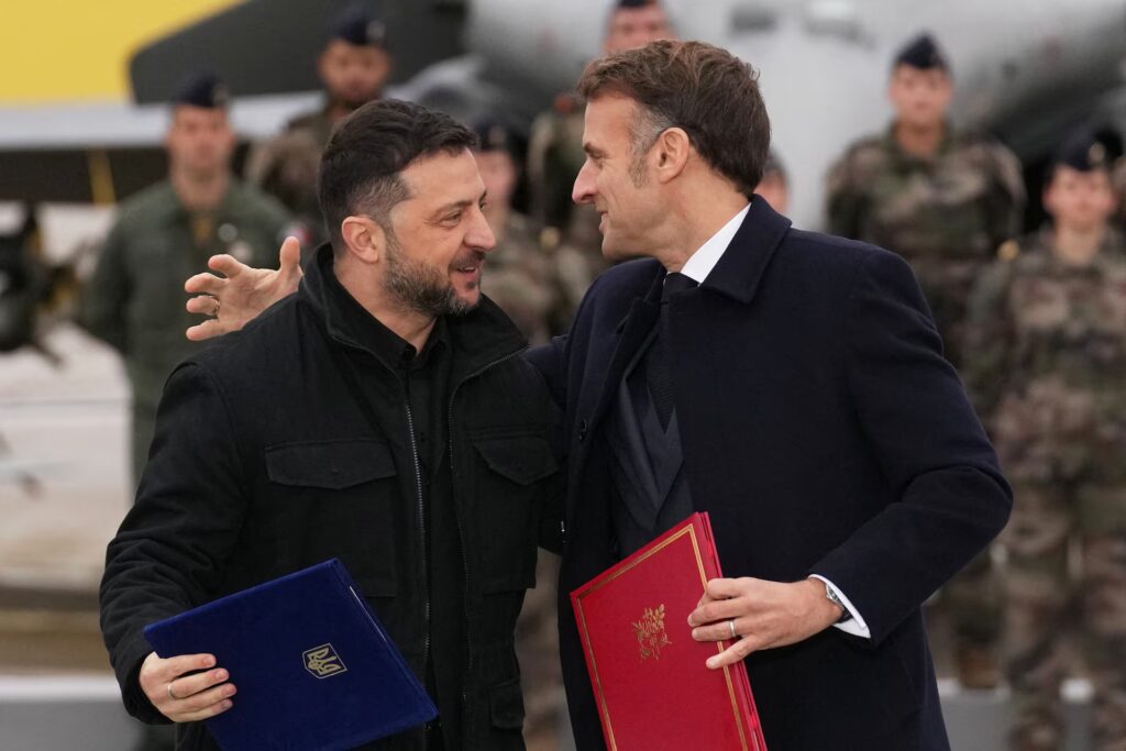 Ιστορική συμφωνία: Η Ουκρανία αγοράζει 100 γαλλικά Rafale και συστήματα νέας γενιάς από τη Γαλλία