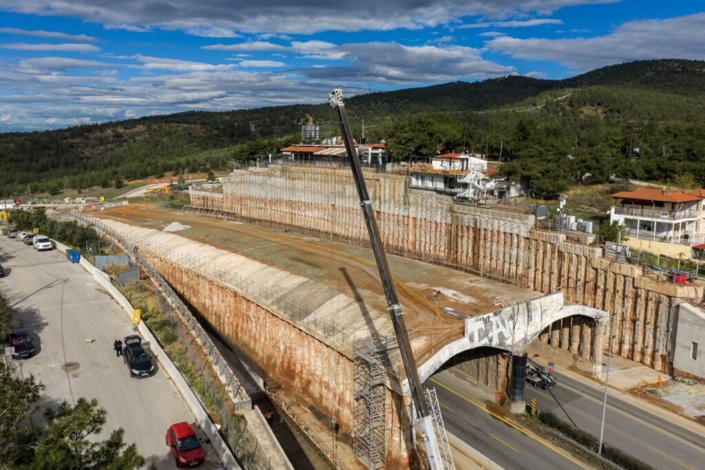 Θεσσαλονίκη: Κλειστή και στα δύο ρεύματα η εσωτερική περιφερειακή οδός λόγω εργασιών για το Flyover