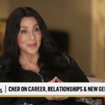 Σερ: Απαντά στους επικριτές για τη σχέση της με τον κατά 40 χρόνια νεότερο σύντροφό της – «Δεν ζουν τη ζωή μου – Περνάμε υπέροχα»