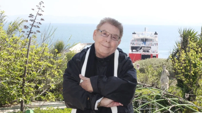 Γιάννης Γαλάτης: Πουλάει την πολυκατοικία του στη Ραφήνα για 600.000 ευρώ (Φωτογραφία)