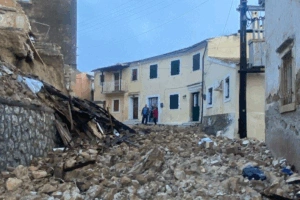 Κακοκαιρία Καιρός: «Γραμμή λαίλαπας 200 χιλιομέτρων» στα βορειοδυτικά - Προειδοποίηση για επικίνδυνα φαινόμενα σε 5 περιοχές