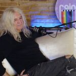 Νίκος Καρβέλας: «Το έντεχνο είναι το τραγούδι της δυσκοιλιότητας – Ο οχετός της σύγχρονης μουσικής κουλτούρας»