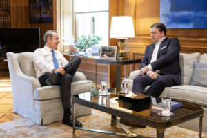 Στην Αθήνα ο Μποντιρόγκα - Συναντήθηκε με τον Κυριάκο Μητσοτάκη