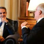 Επικοινωνία Μητσοτάκη – Τασούλα για τις εξελίξεις στη Μέση Ανατολή και τη στρατιωτική βοήθεια προς την Κύπρο