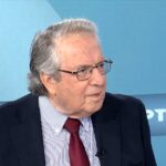 Μπαμπινιώτης: «Η ελληνική γλώσσα δεν κινδυνεύει – είναι ένα ζωντανό θαύμα σαράντα αιώνων»