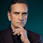 Νίκος Ψαρράς στο ΤΥΠΟΣ TV : «Χωρίς το κοινό, η δουλειά σου δεν υπάρχει»