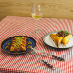 Στην «Τρελή Ροδιά» για after office φαγητό και κρασί