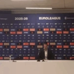 Παρί-Βαλένθια: Επικό σκηνικό – Συνέντευξη Τύπου 5 δευτερολέπτων (βίντεο)