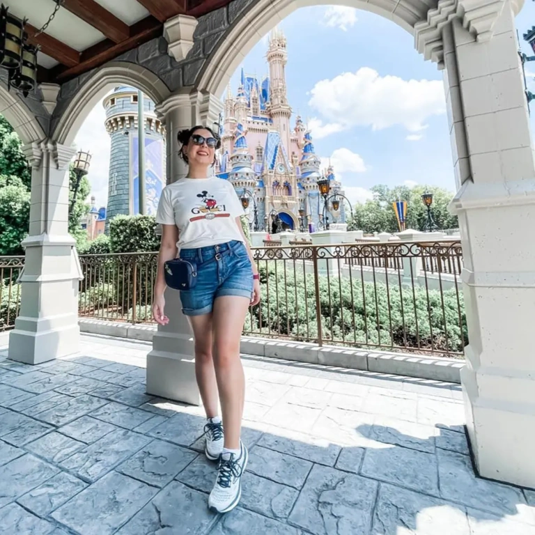 Τραγωδία στη Disneyland: Φανατική θαυμάστρια έπεσε από τον 12ο όροφο μπροστά σε σοκαρισμένους επισκέπτες
