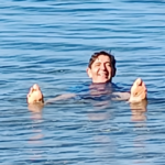 Γεράσιμος Σκιαδαρέσης: Φωτογραφίζεται μέσα στη θάλασσα – «42 μέρες για τα Χριστούγεννα»