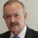 Σε κλίμα συγκίνησης η κηδεία του πρώην υπουργού, Δημήτρη Σταμάτη