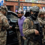 Σικάγο: Η κυβέρνηση Τραμπ καταγγέλλει επίθεση με πυρά κατά της αστυνομίας μετανάστευσης