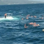 Βυθίστηκε καταμαράν στην Καραϊβική: Τουρίστες σώθηκαν την τελευταία στιγμή [βίντεο]