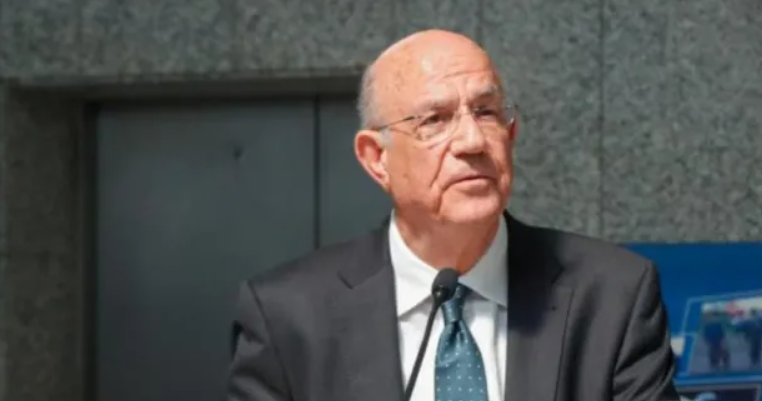 Παραίτηση Ντόναχιου: Ο Μάκης Κεραυνός αναλαμβάνει προσωρινά το Eurogroup