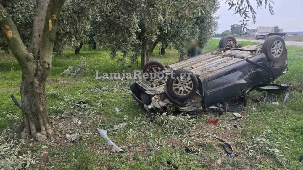 Θρήνος στη Φθιώτιδα: Δύο νέοι νεκροί τα ξημερώματα – Το αυτοκίνητο «καρφώθηκε» σε ελιά