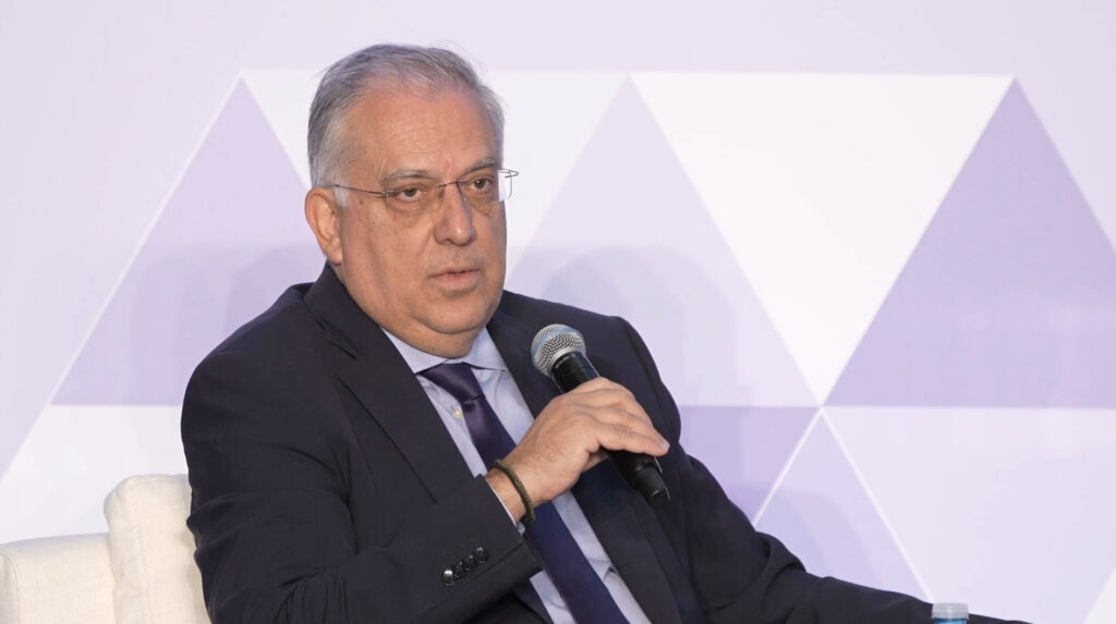 Θεοδωρικάκος στο ET Forum για το δημογραφικό: Πρέπει να ξανακάνουμε την οικογένεια κρίσιμο θεσμό