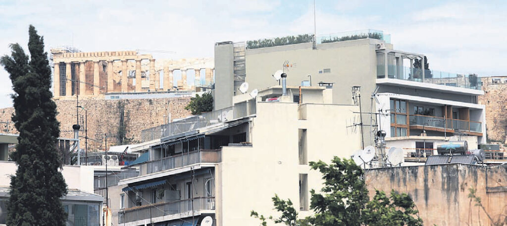 Πόσα χρόνια χρειάζονται για να γκρεμιστούν 3 όροφοι;