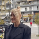 Ιωάννα Τούνη: Ξέσπασε σε κλάματα έξω από το Δικαστήριο της Θεσσαλονίκης – Δημόσια έκκληση για δικαίωση στην υπόθεση του revenge porn