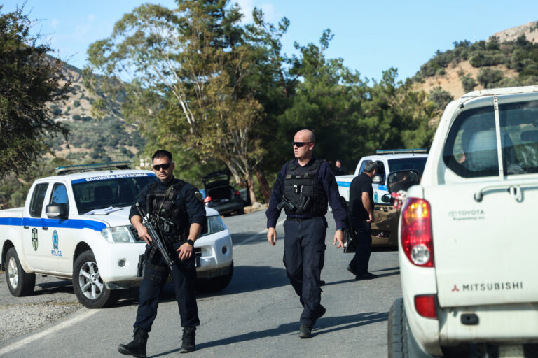 Βορίζια: Στο «κενό» οι προσπάθειες για σασμό - Η ΕΛΑΣ αναζητά όπλα σε σπηλιές και μνήματα