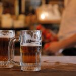 Πανικός σε μεγάλη ευρωπαϊκή χώρα: Οι νέοι σταματούν να πίνουν μπύρα – Κλείνουν πάνω από 50 ζυθοποιίες