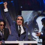 Kiss: Αποκαλύφθηκε η αιτία θανάτου του συνιδρυτή του συγκροτήματος Ace Frehle