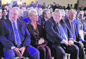 «ΚΑΠΝΕΡΓΑΤΕΣ» ΤΟΥ ΧΑΟΥΣ