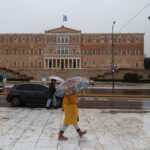 Κακοκαιρία Byron: Νέο έκτακτο δελτίο καιρού -Ποιοι δρόμοι άνοιξαν και ποιοι παραμένουν κλειστοί – Πού υπάρχουν προβλήματα – Πότε υποχωρεί το κύμα