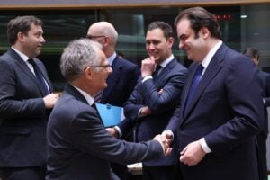 Politico: Ο Πιερρακάκης το «κρυφό όπλο» της Ευρώπης απέναντι στην Κίνα