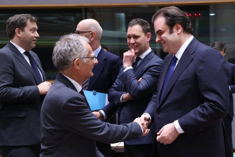 Politico: Ο Πιερρακάκης το «κρυφό όπλο» της Ευρώπης απέναντι στην Κίνα