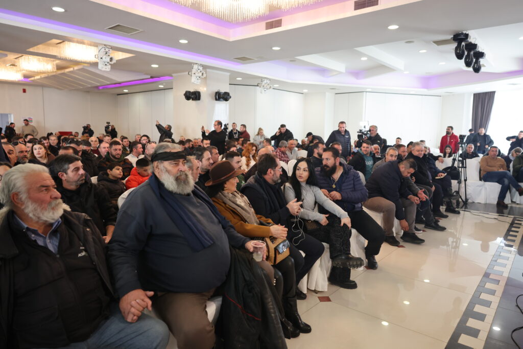 Αγρότες: Δεν υπάρχουν αυτή τη στιγμή οι προϋποθέσεις για διάλογο με Πρωθυπουργό – Δεν σπάμε κα