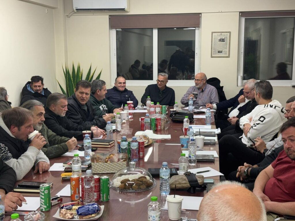Απεργία επ’ αόριστον στις λαϊκές αγορές
