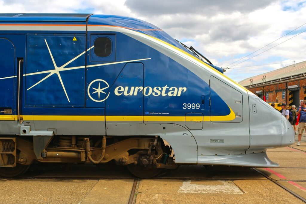 Eurostar: Χάος στα δρομολόγια λόγω προβλήματος ηλεκτροδότησης στη σήραγγα της Μάγχης