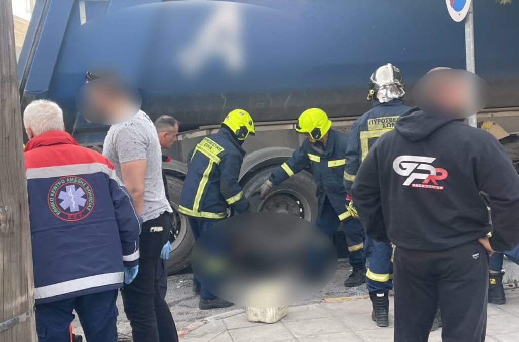 Τραγωδία στη Λάρισα: Νεκρή η γυναίκα που παρασύρθηκε από φορτηγό