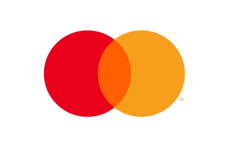 Mastercard SpendingPulse: Οι Ευρωπαίοι στρέφονται στις «προσιτές πολυτέλειες» τη φετινή εορταστική περίοδο