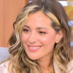 Μποφίλιου: Η απάντηση μετά τις αντιδράσεις για το αφιέρωμα σε Θεοδωράκη και Χατζιδάκι – «Λέω να επιστρέψω στις ωραίες μέρες»