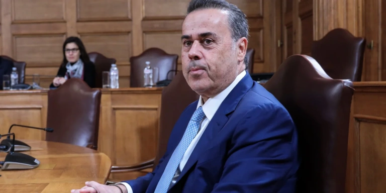 Παπασταύρου σε Ανδρουλάκη: Κατώτερο των περιστάσεων το ΠΑΣΟΚ και στην υπόθεση των υδρογονανθράκων