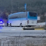 Τροχαίο στην Πτολεμαΐδα: Λεωφορείο με 40 εργαζομένους της ΔΕΗ εξετράπη της πορείας του – Νεκρός ο οδηγός μετά από ανακοπή