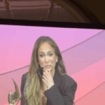 Η Τζένιφερ Λόπεζ ξεσπά σε κλάματα παραλαμβάνοντας βραβείο για την ισότητα