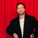 Κωνσταντίνος Αργυρός: Οι δυσκολίες στην καριέρα του, η γνωριμία με την Πρέσβη Κίμπερλι Γκίλφοϊλ και ο γάμος του με την Αλεξάνδρα Νίκα [βίντεο]