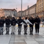 Μαθητές από τα Χανιά «απογείωσαν» τη Δρέσδη με κρητικούς χορούς – Η απρόσμενη συνάντηση τριών Λυκείων στη Γερμανία [βίντεο]