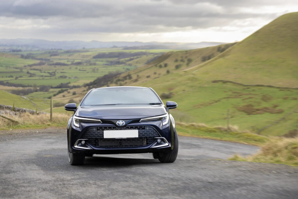 Ανανεωμένη Toyota Corolla: Αναλυτικά εκδόσεις και τιμές στην Ελλάδα