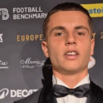 Μουζακίτης: «Δεν ξέρω ποιο είναι το ταβάνι μου – Θα κοιμάμαι με το βραβείο»