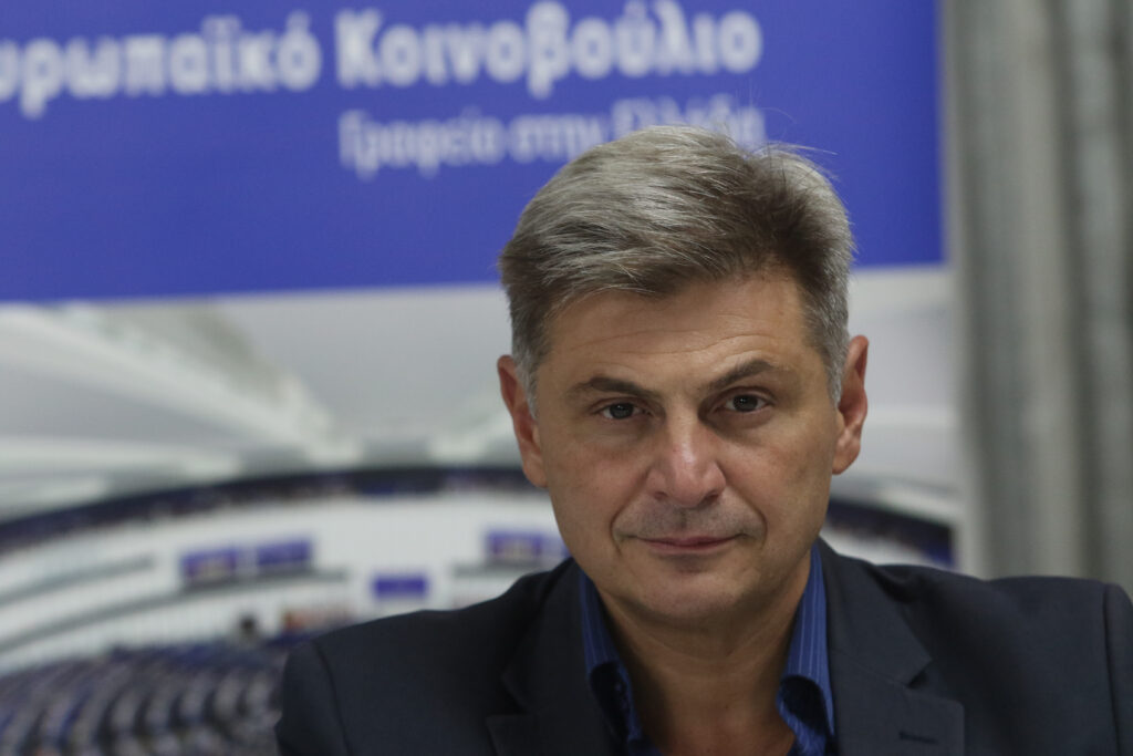 Ρήξη στον ΣΥΡΙΖΑ με φόντο Καρυστιανού: Στο μικροσκόπιο η στάση Φαραντούρη – Ανοιχτό το ενδεχόμενο δι
