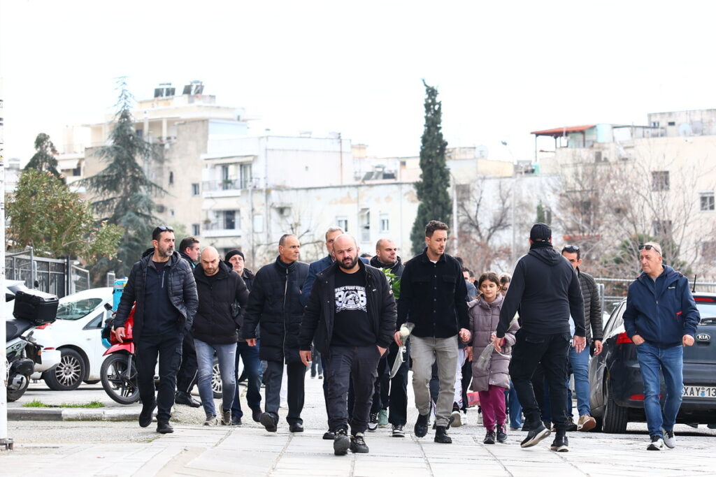 ΠΑΟΚ: Αντιπροσωπεία της ΠΑΕ Άρης στην Τούμπα για να τιμήσει τη μνήμη των νεκρών οπαδών [Εικόνες]
