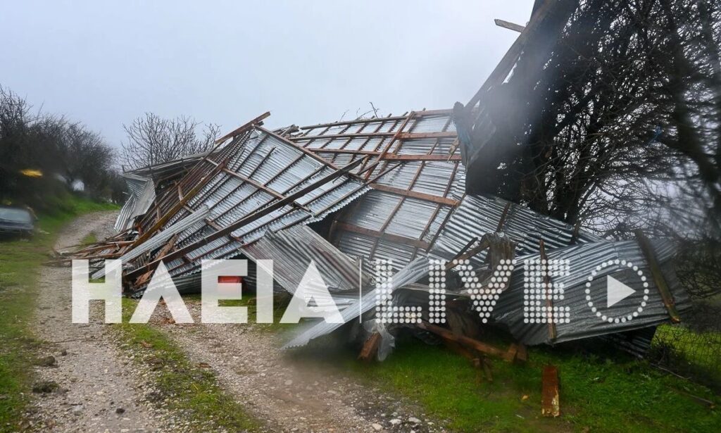 Κακοκαιρία: Ισοπεδώθηκε στάβλος στην Ηλεία – «Ξηλώθηκε» μπαλκόνι στην Πάτρα