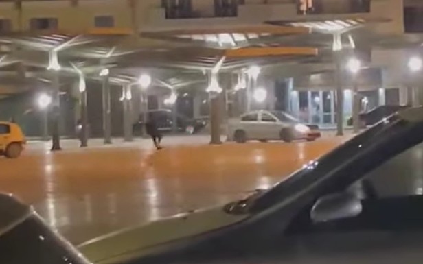 Άργος: Σκηνές «Φάρ – Ουέστ»! Άνοιξαν πυρ για έναν αρραβώνα [βίντεο – ντοκουμέντο]